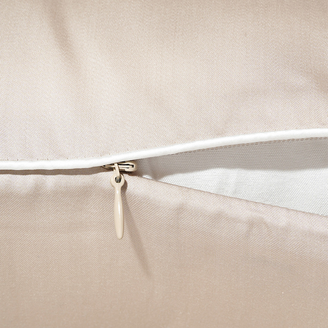 The Anti-Acne Silk Pillowcase