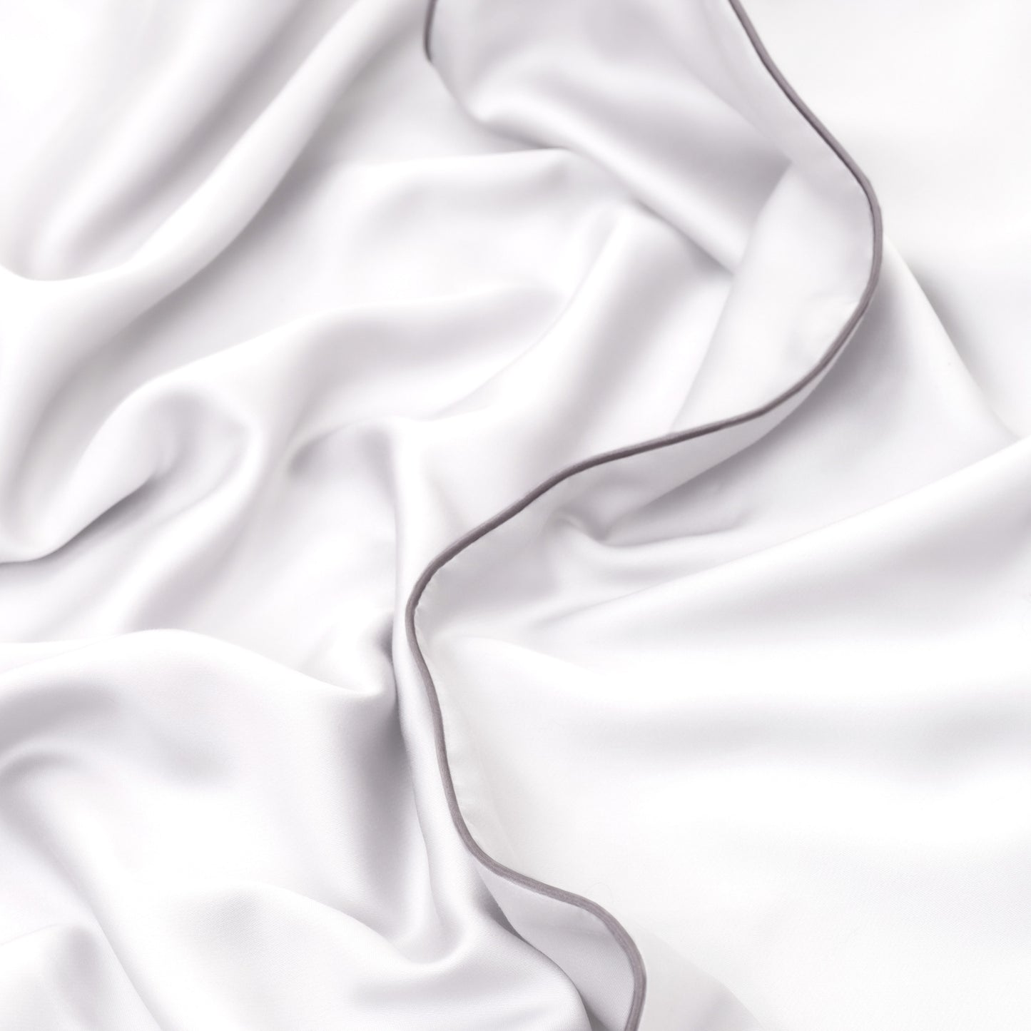 The Anti-Acne Silk Pillowcase