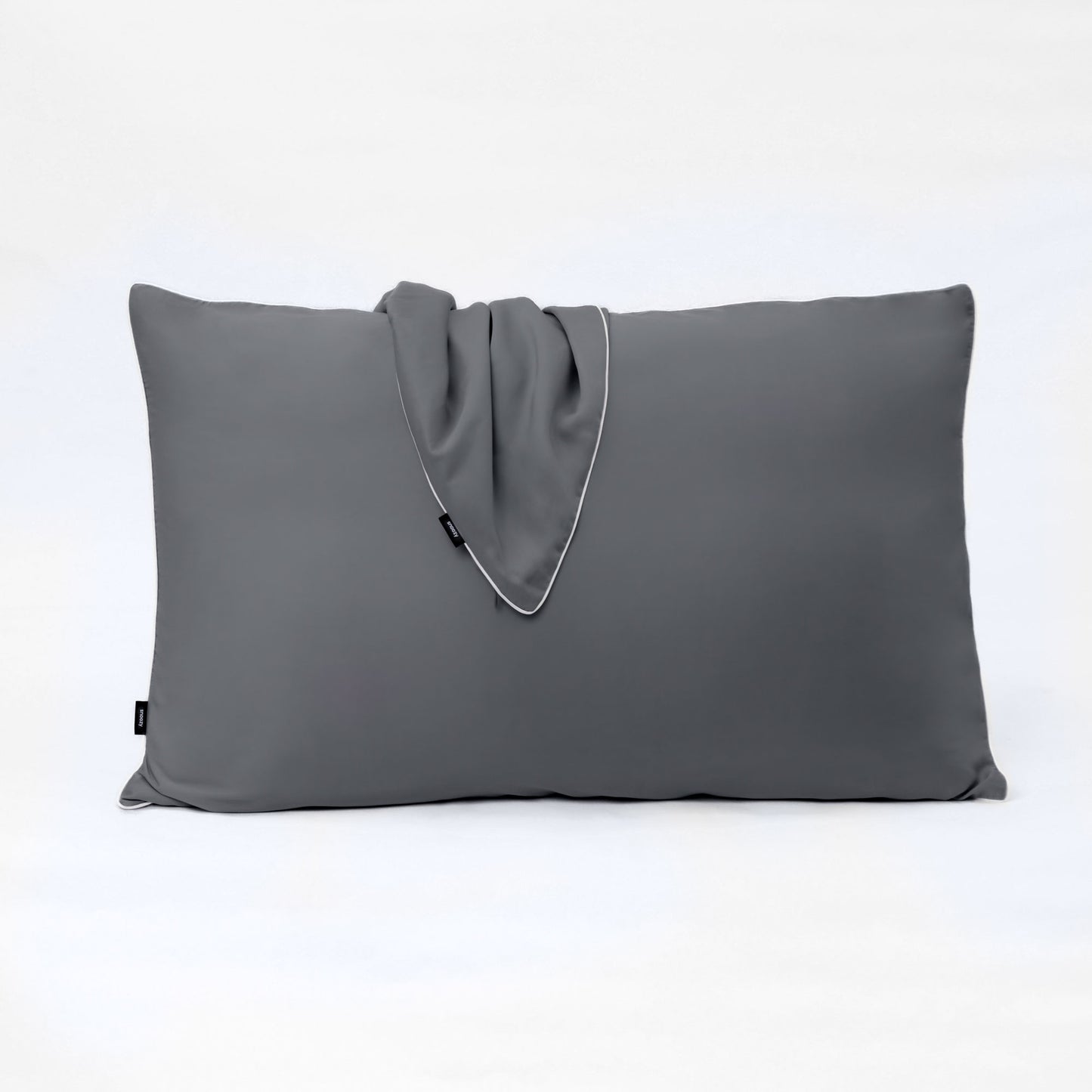 The Anti-Acne Silk Pillowcase