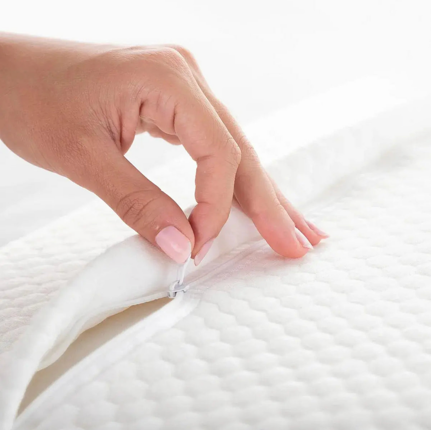 Neck Savior™ Ergonomic Pillow