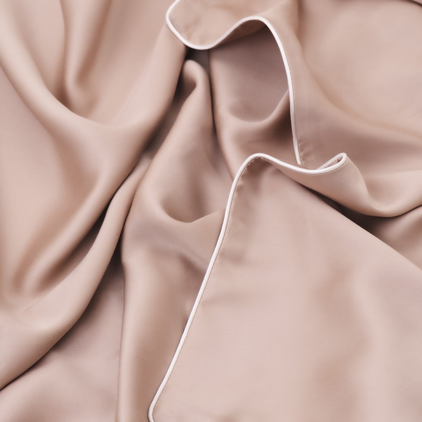 Skin Savior™ Silk Duvet Cover