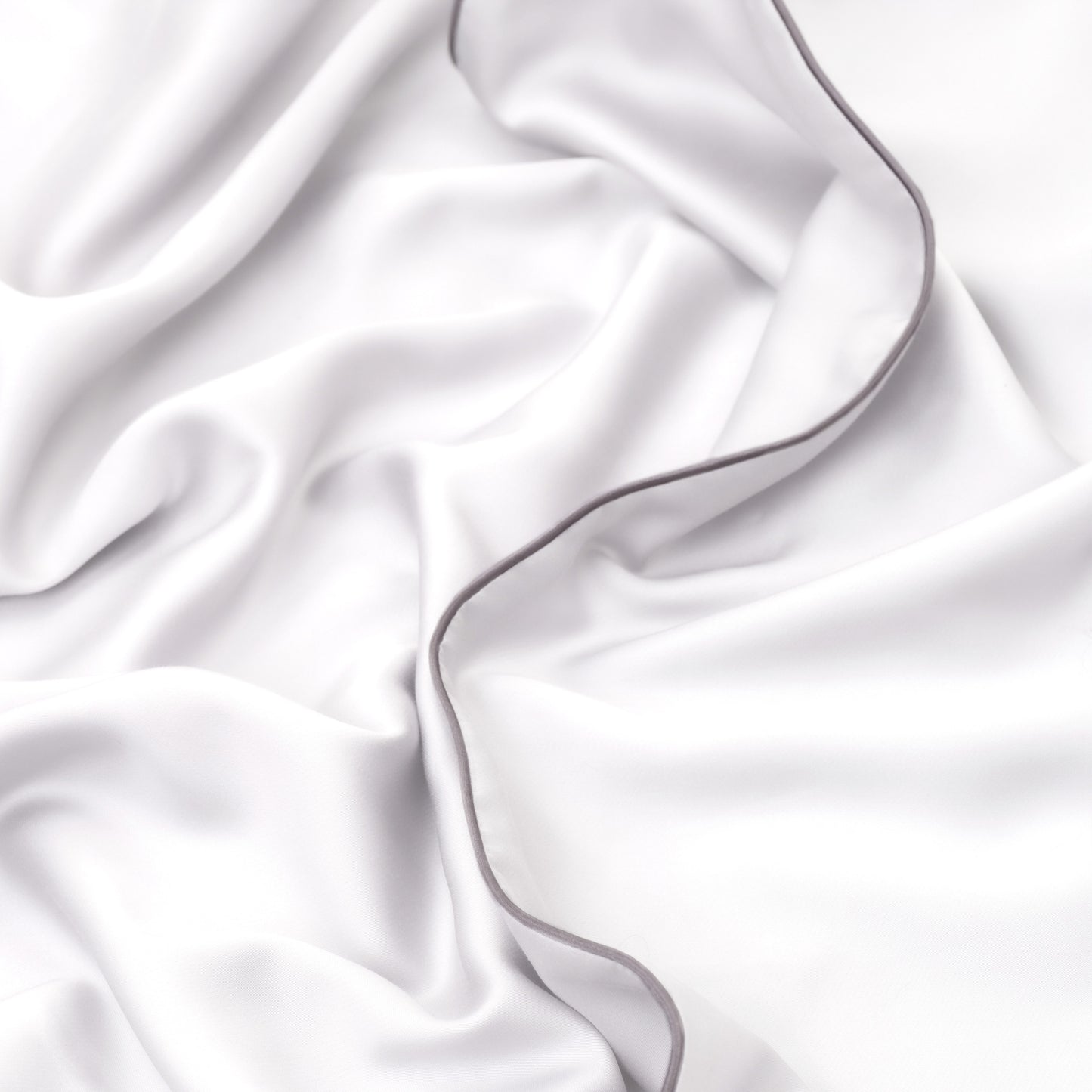 Skin Savior™ Silk Sheet Set